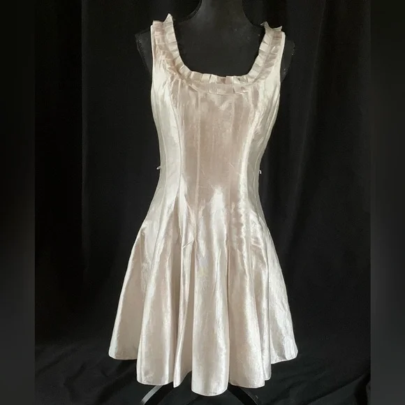 Badgley Mischka Champagne Shimmer Fit & Flare Cocktail Dress 2/4 - Picture 2 of 15